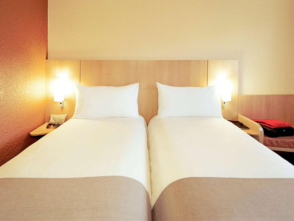 Ibis Douala Hotell Exteriör bild