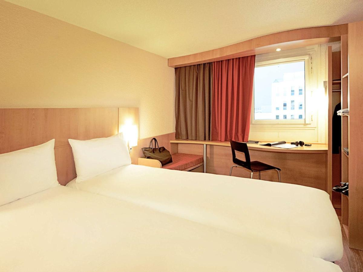Ibis Douala Hotell Exteriör bild