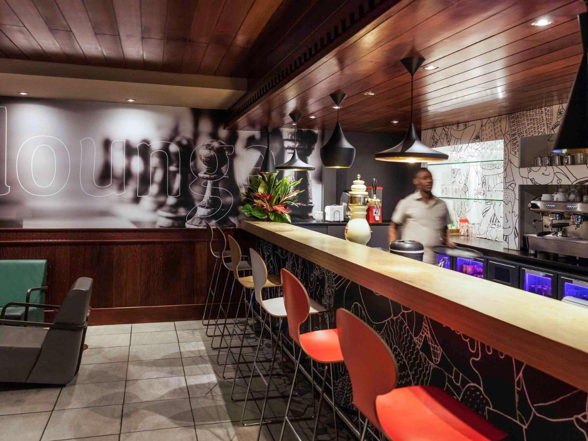 Ibis Douala Hotell Exteriör bild