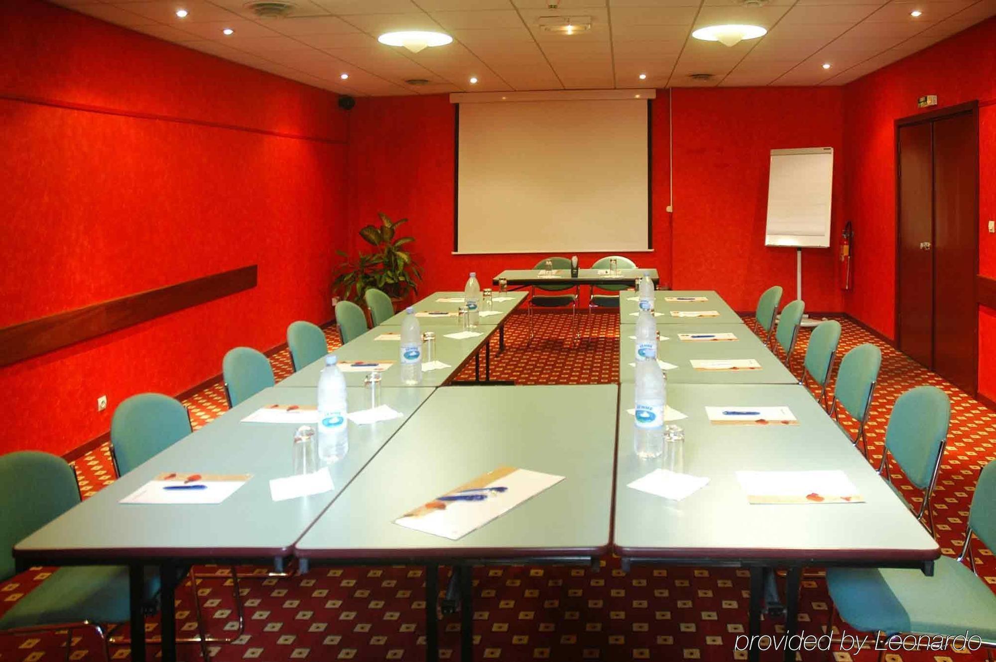 Ibis Douala Hotell Exteriör bild